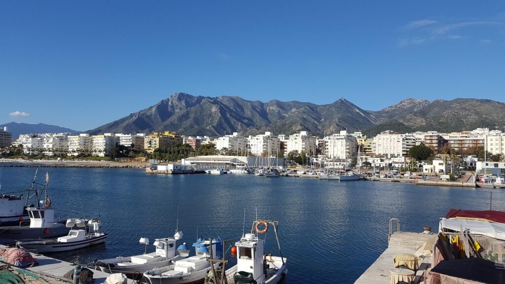 Marbella Old Town street and hotels guide
